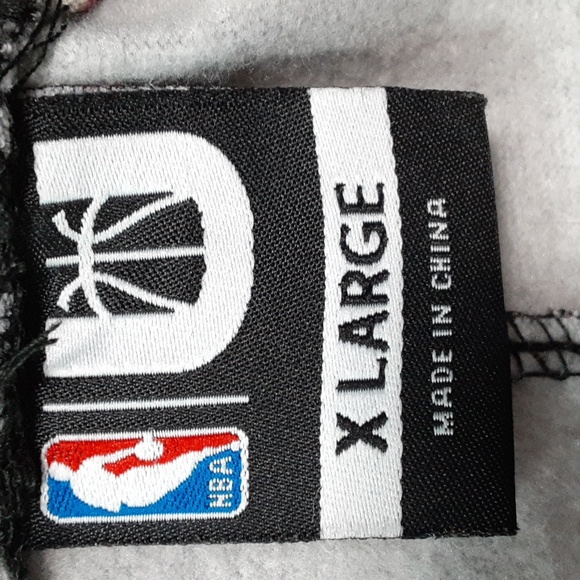 NBA Cavs Lighting Pants - Picture 13 of 14